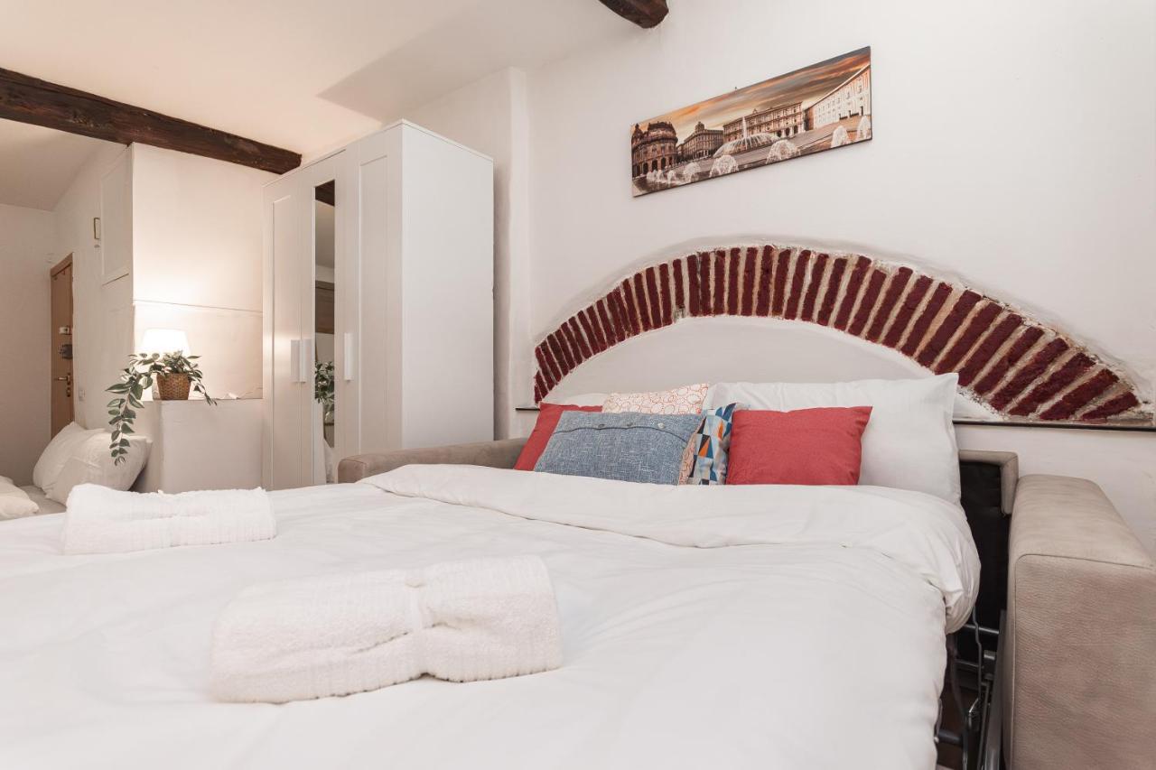 Pieno Centro A 5 Min Acquario Apartment *