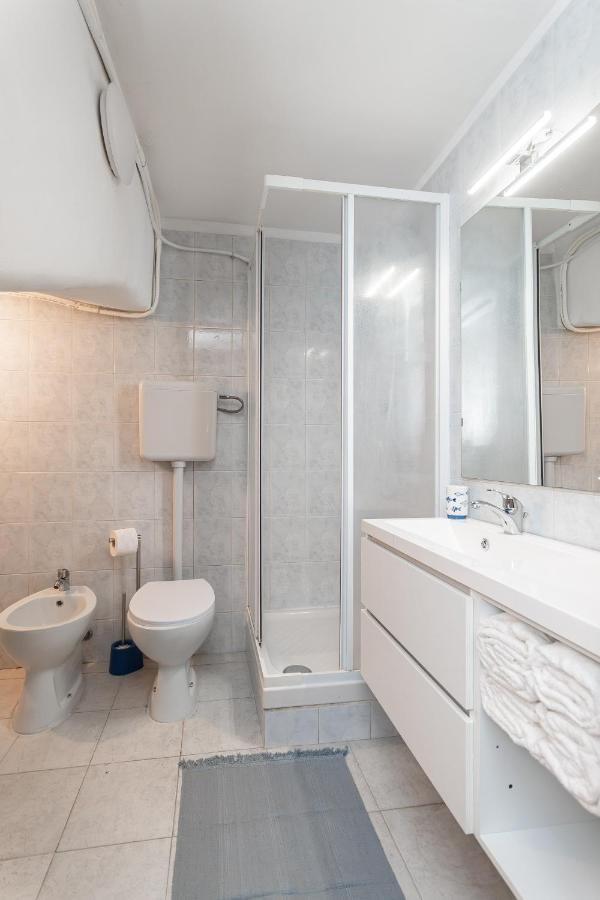 Apartment Pieno Centro A 5 Min Acquario Genua